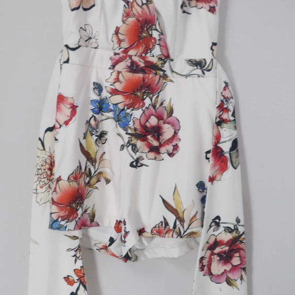 Luxxel Sleeveless Floral Print Romper Size S - Picture 4 of 12